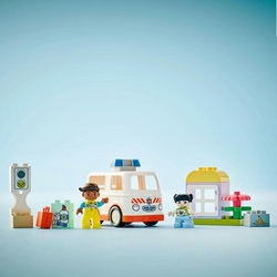LEGO® DUPLO® 10447 Sanitka a řidič
