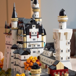 LEGO® Architecture 21063 Zámek Neuschwanstein
