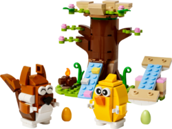 LEGO® 40709 Jarní hřiště pro zvířátka s figurkou ptáčka a veverky