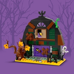 Hračka LEGO® 40721 Halloweenská stodola