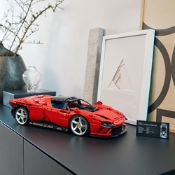 LEGO® Technic 42143 Ferrari Daytona SP3 (3778 dílků)