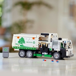 LEGO® Technic 42167 Popelářský vůz Mack® LR Electric
