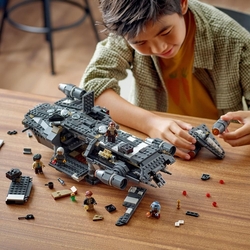 
LEGO® Star Wars: Skeleton Crew 75374 Onyx Cinder