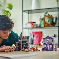 LEGO® Harry Potter™ 76439 Ollivanderův obchod a Obchod madame Malkinové
