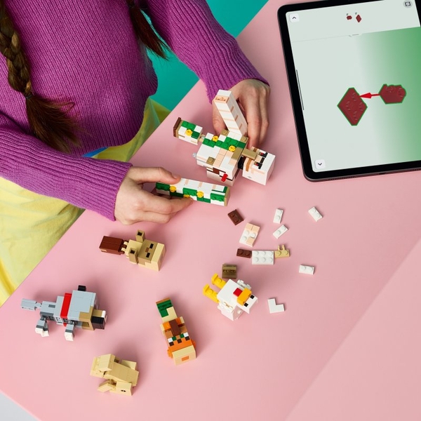 LEGO® Minecraft® 21592 Kuřecí žokej a útok v poušti