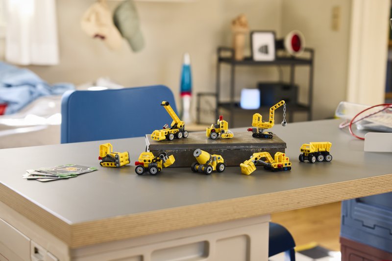 LEGO® Technic 42233 Mocné stroje