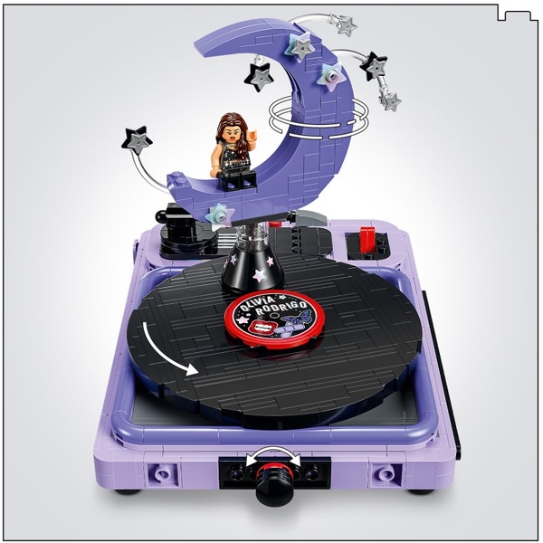 
LEGO® Editions 43029 Olivia Rodrigo: Koncert za svitu měsíce
