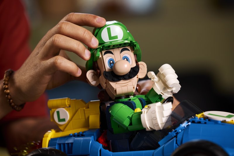 LEGO® Mario Kart™ 72050 – Luigi a Mach 8